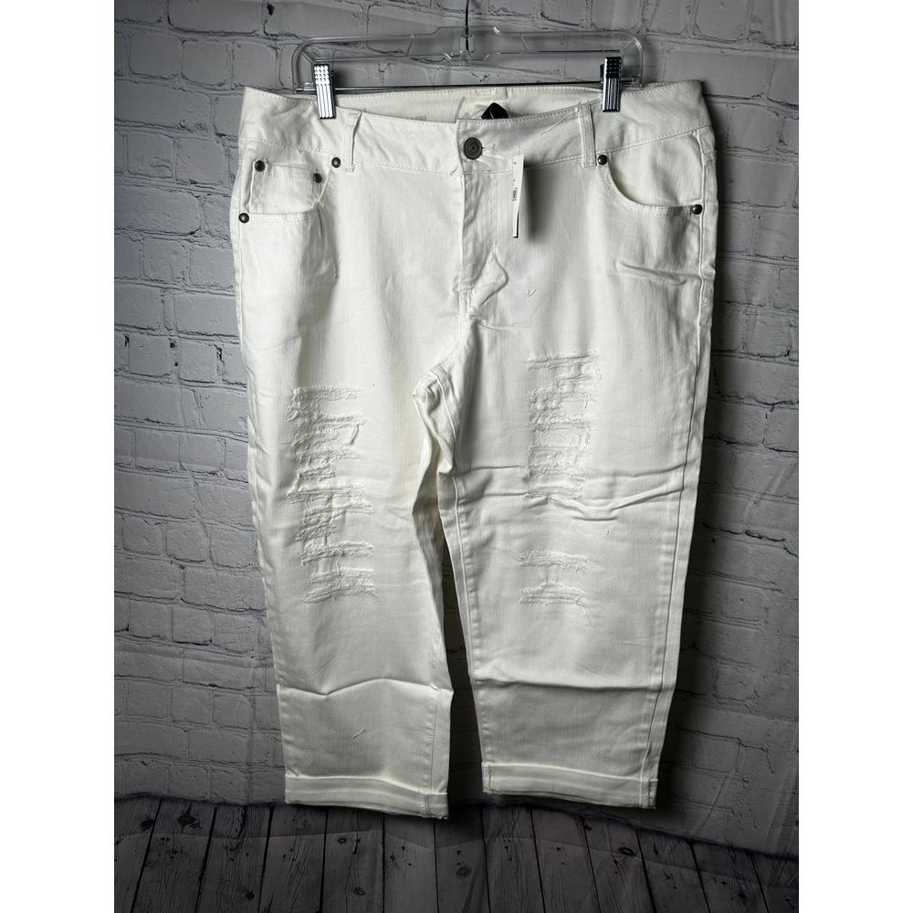 Lane Bryant White Distressed Capri Jeans Cuffed Denim Plus Size 16 NEW